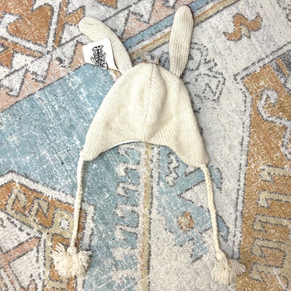 NWT Mohair Wool Bunny Rabbit Beanie - Picture 5 of 9